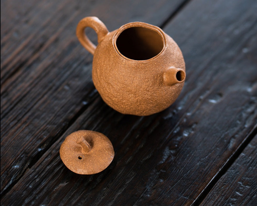 This is a Yixing teapot. this is Chinese yixing clay teapot 