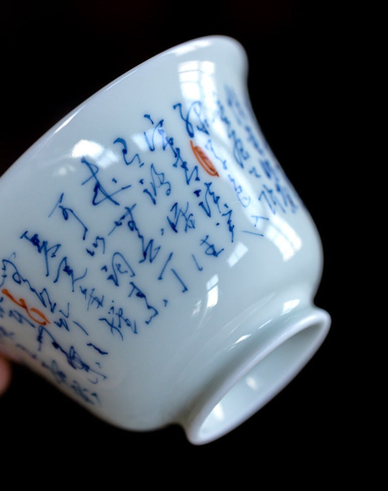 This is a ceramic teapot.this is a ceramic gaiwan