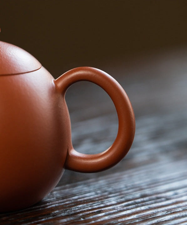 This is a Yixing teapot. this is Chinese yixing clay teapot 