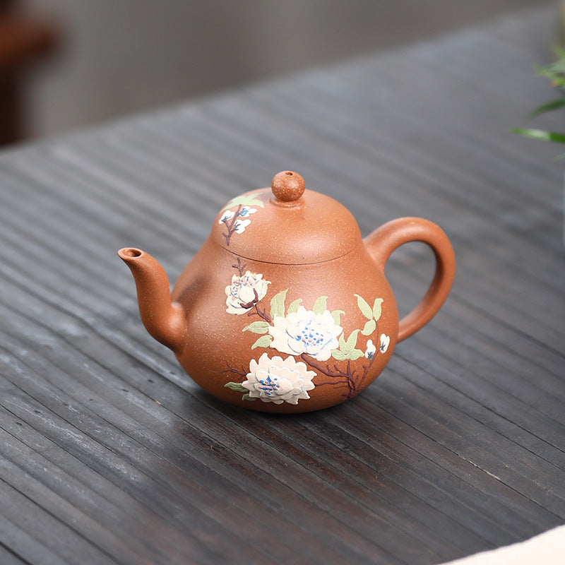 This is a Yixing teapot. this is Chinese yixing clay teapot 