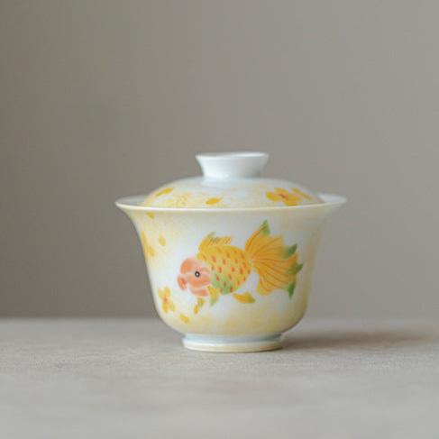 this is a ceramic gaiwan