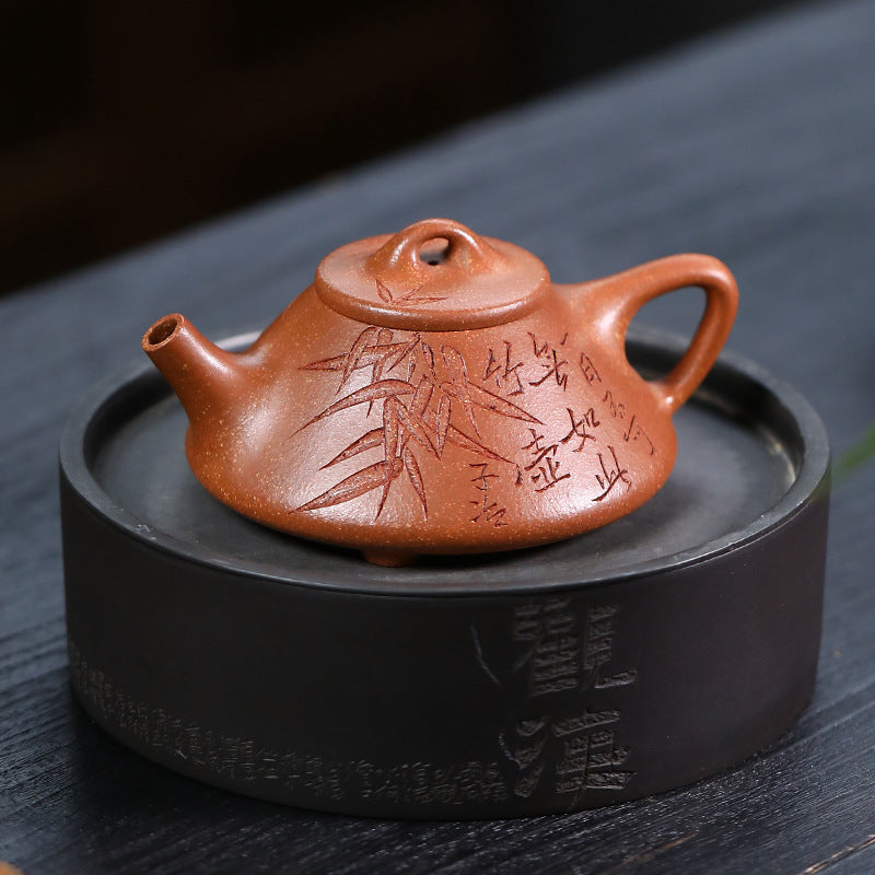 This is a Yixing teapot. this is Chinese yixing clay teapot 