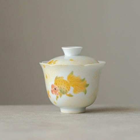 this is a ceramic gaiwan