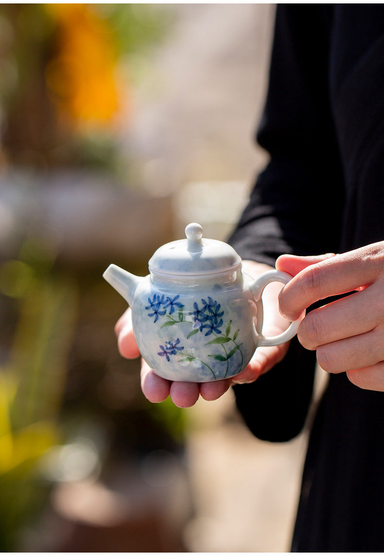 This is a ceramic teapot