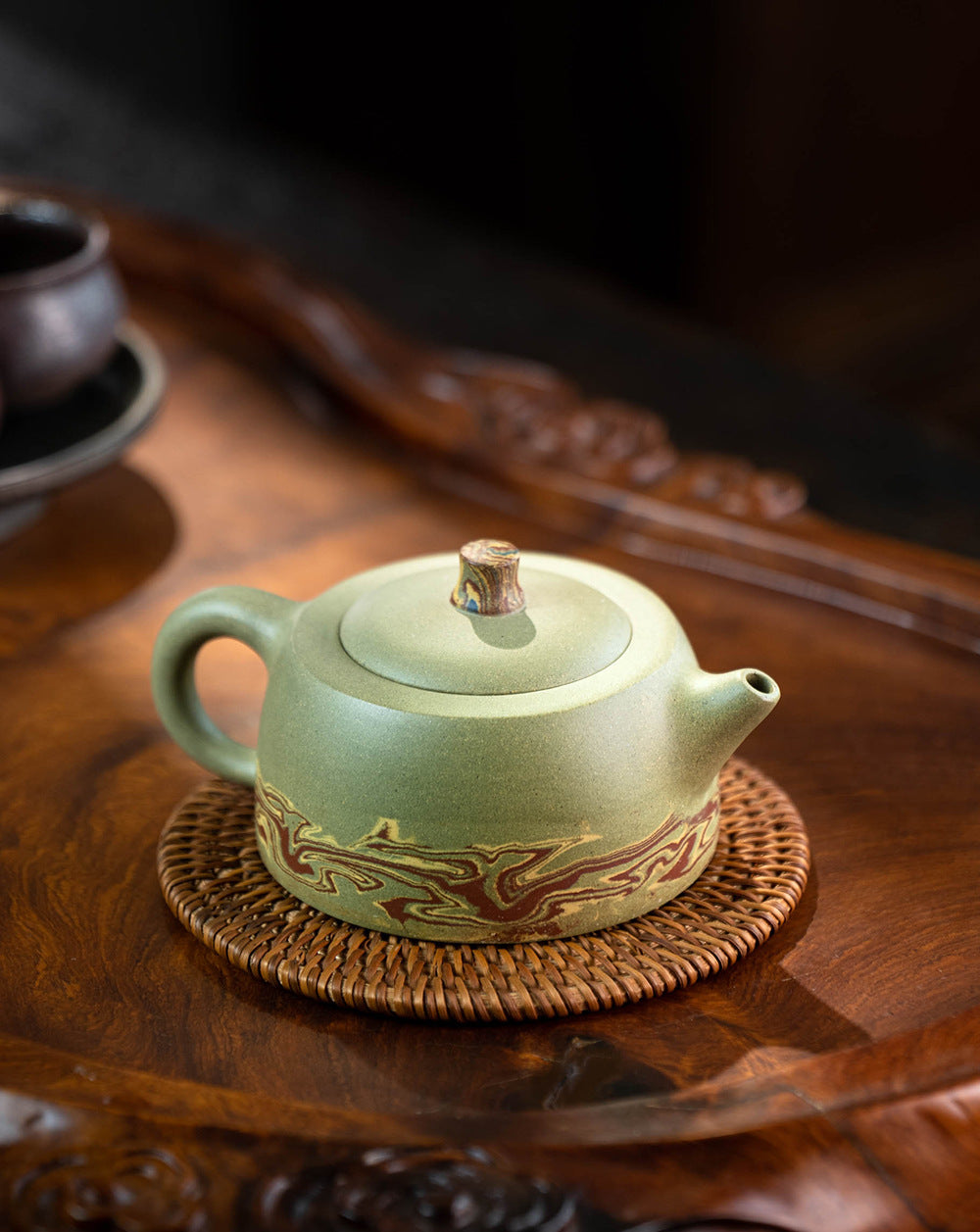 This is a Yixing teapot. this is Chinese yixing clay teapot 