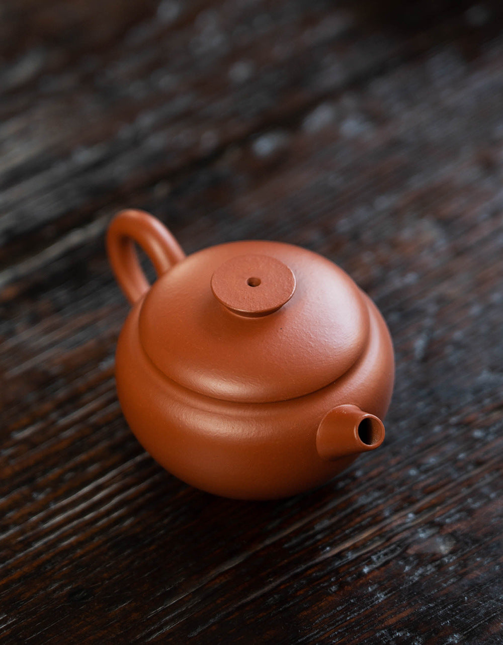 This is a Yixing teapot. this is Chinese yixing clay teapot 