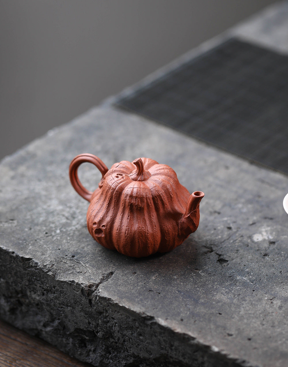 Handcrafted Chinese Yixing Purple Clay Teapot Pumkin Yixing Ware Teapot