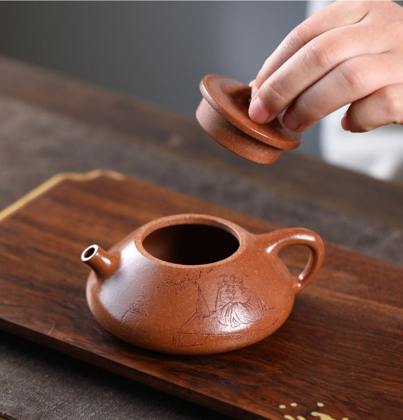 This is a Yixing teapot. this is Chinese yixing clay teapot