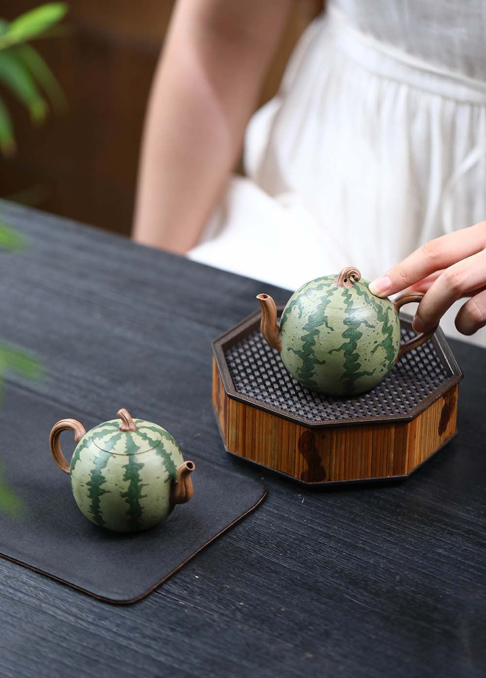 This is a Yixing teapot. this is Chinese yixing clay teapot 