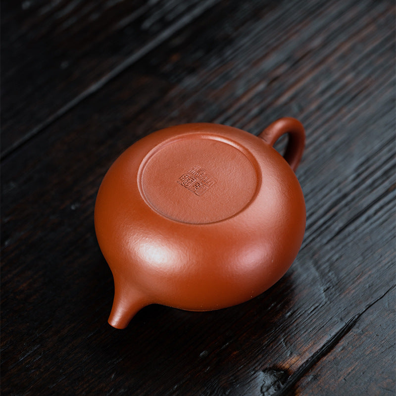 This is a Yixing teapot. this is Chinese yixing clay teapot 