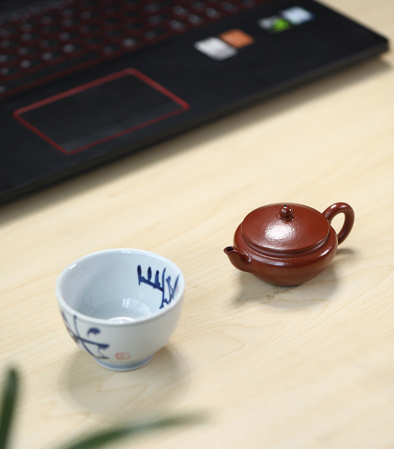 This is a Yixing teapot. this is Chinese yixing clay teapot