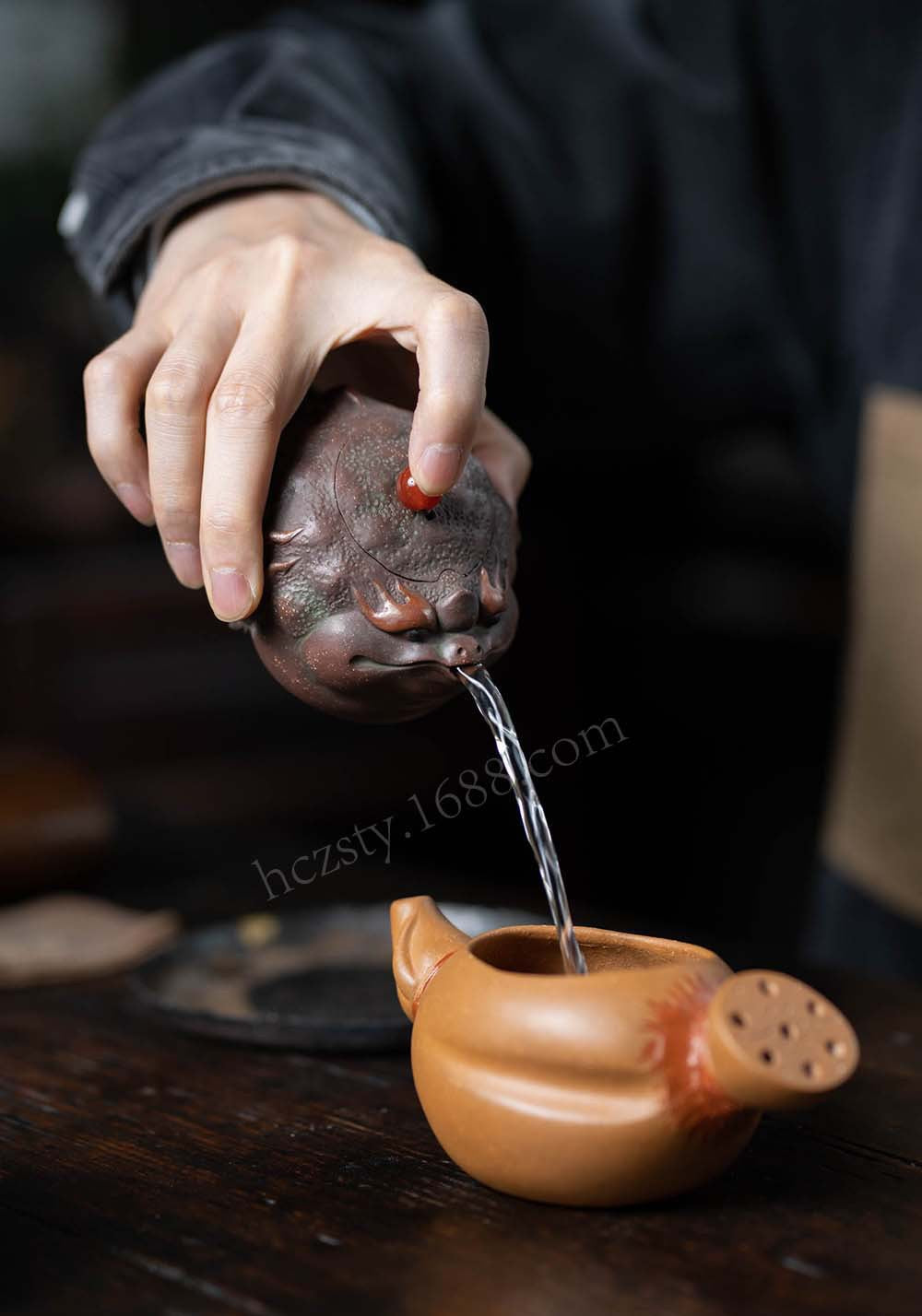 This is a Yixing teapot. this is Chinese yixing clay teapot 