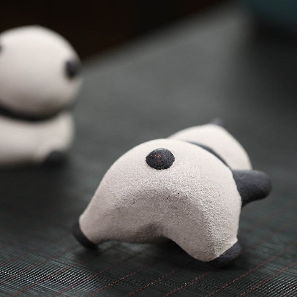 this is Chinese Yixing clay panda tea pet