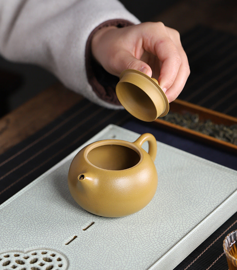 This is a Yixing teapot. this is Chinese yixing clay teapot