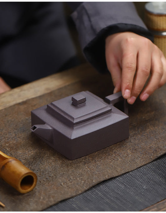 Handcrafted Original Design Chinese Yixing Zisha Purple Mud Square Teapot Artwork Black Teapot