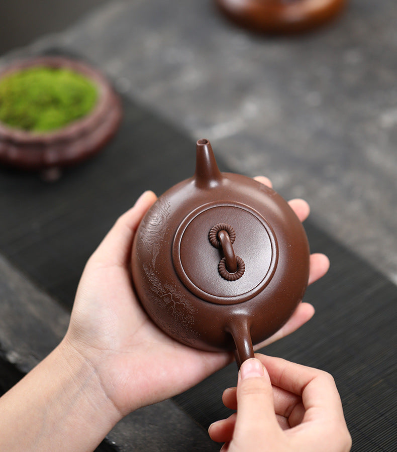 This is a Yixing teapot. this is Chinese yixing clay teapot 