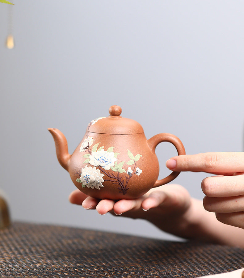 This is a Yixing teapot. this is Chinese yixing clay teapot 