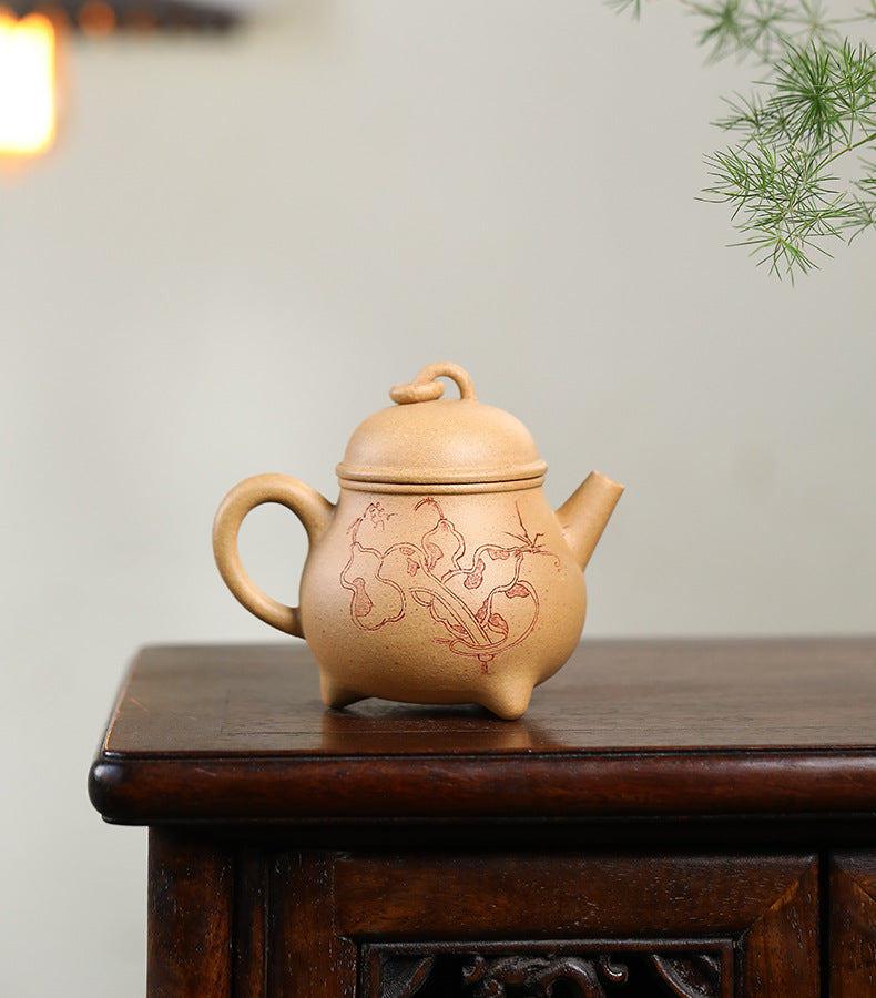 This is a Yixing teapot. this is Chinese yixing clay teapot 