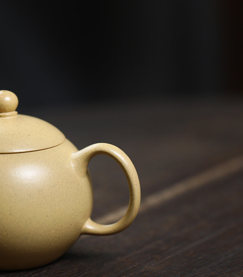 This is a Yixing teapot. this is Chinese yixing clay teapot 