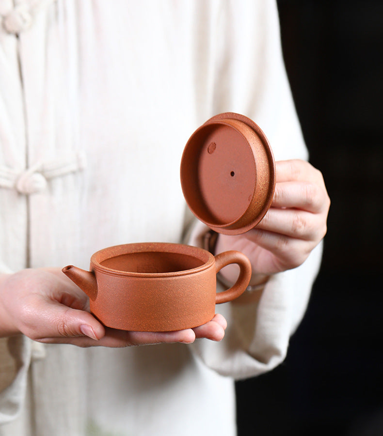 This is a Yixing teapot. this is Chinese yixing clay teapot 