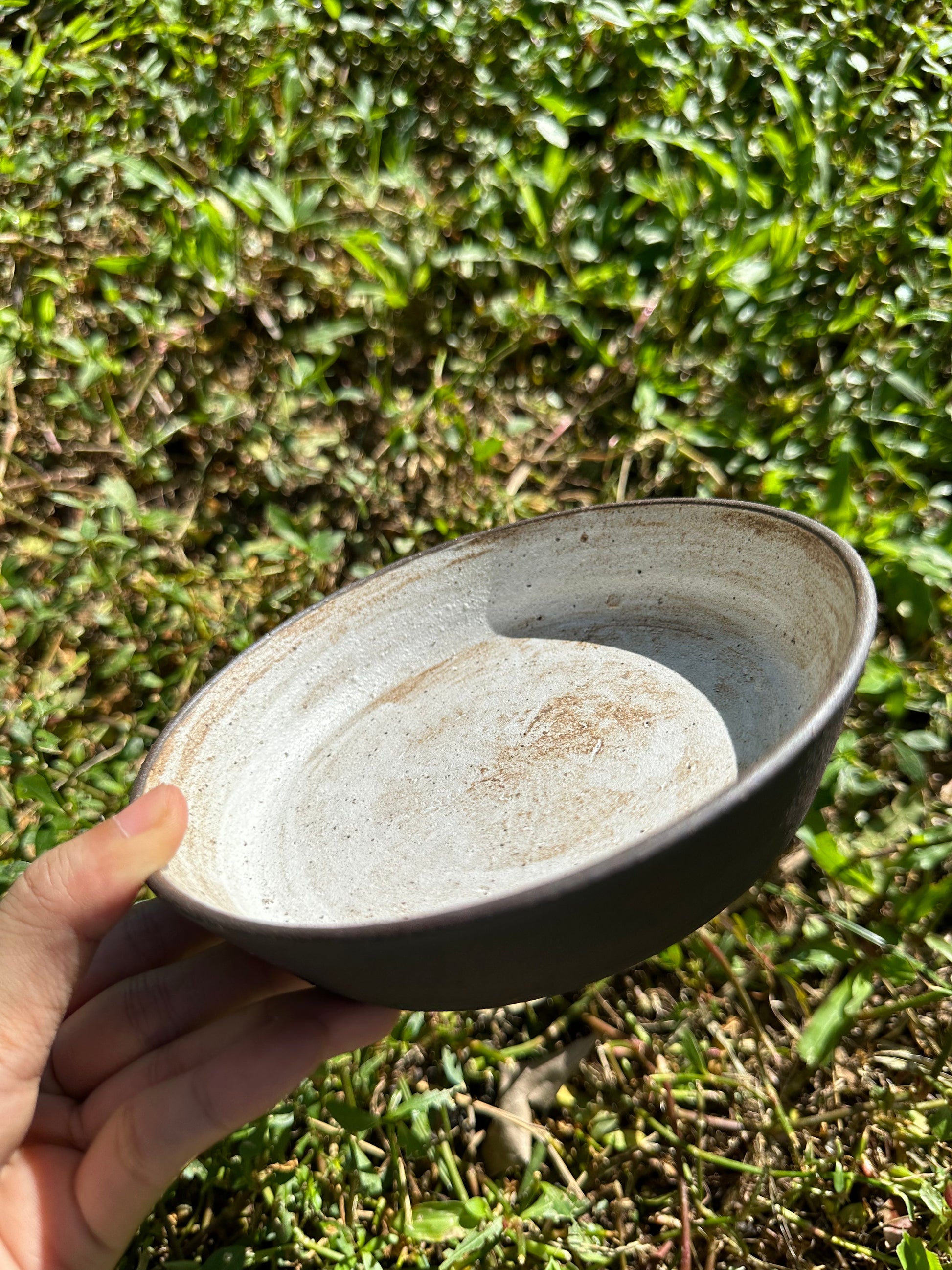 this is a pottery teapot gaiwan