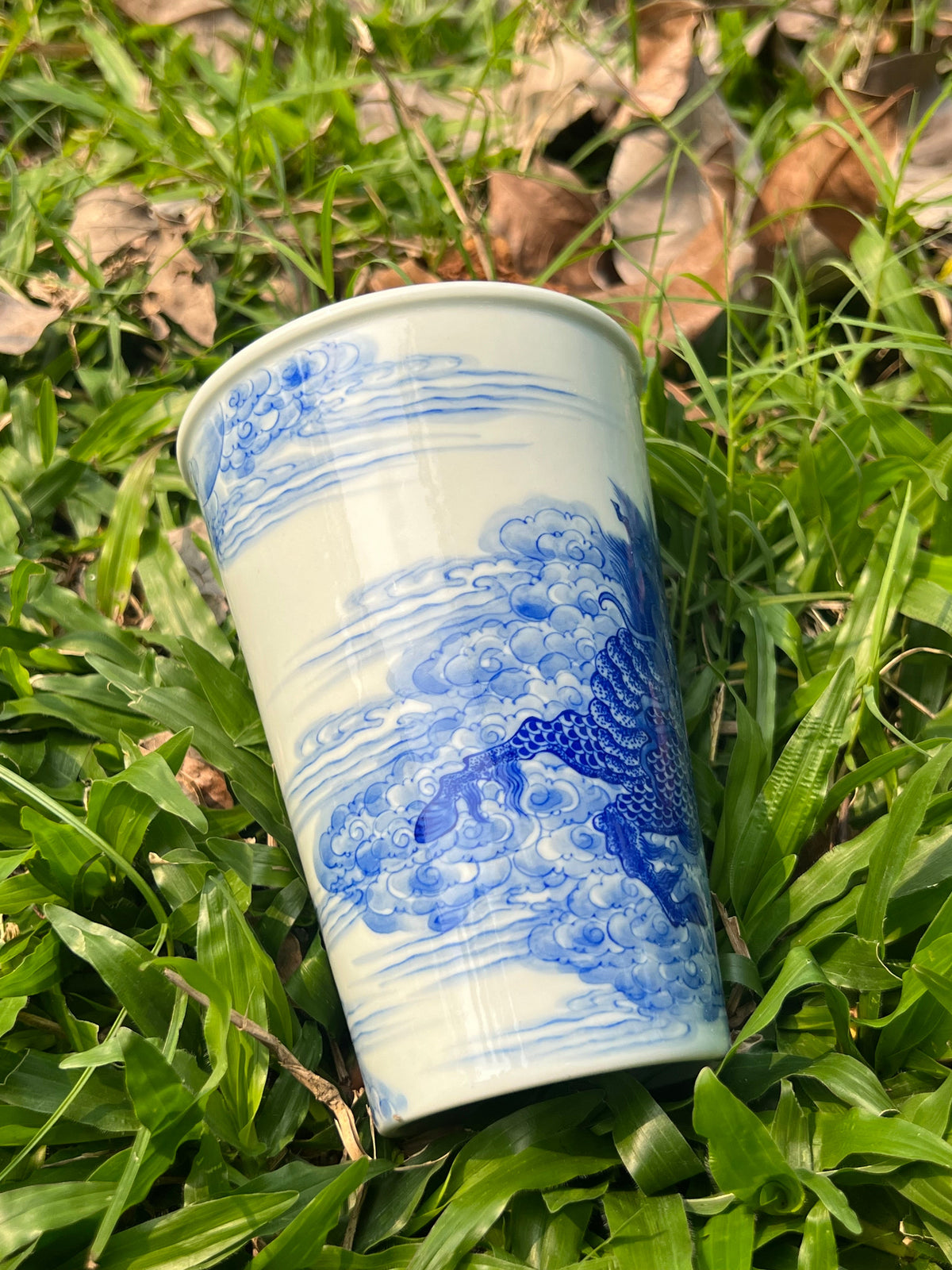Handpainted Jingdezhen Teacup Chinese Qilin Kirin White Blue Porcelain Fine China Cup