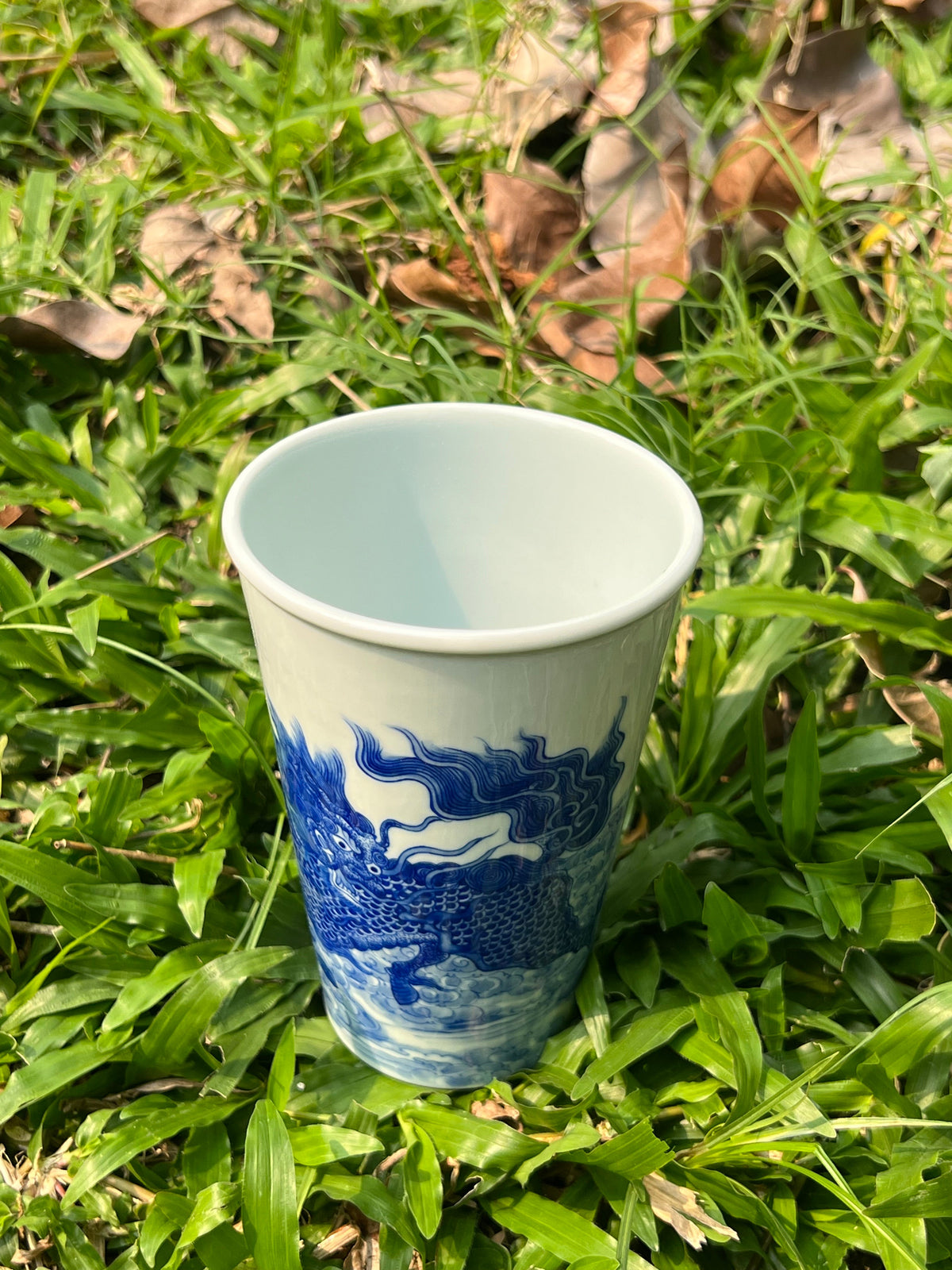 Handpainted Jingdezhen Teacup Chinese Qilin Kirin White Blue Porcelain Fine China Cup