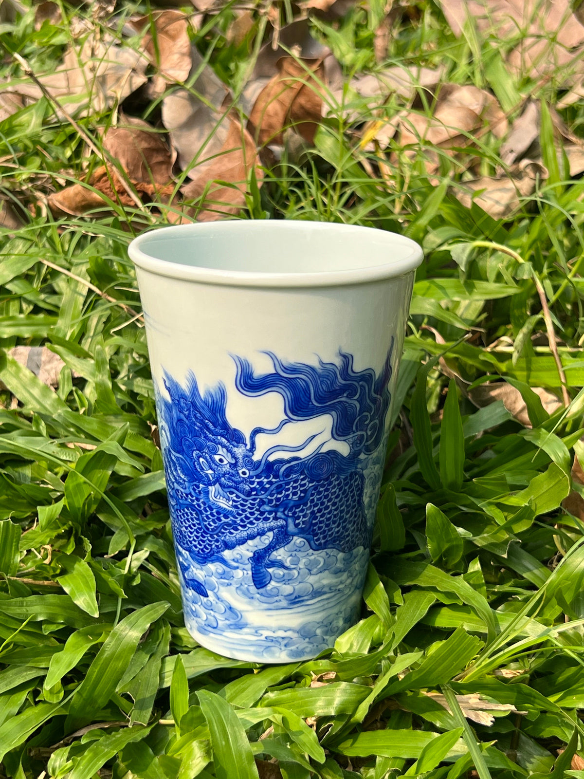 Handpainted Jingdezhen Teacup Chinese Qilin Kirin White Blue Porcelain Fine China Cup