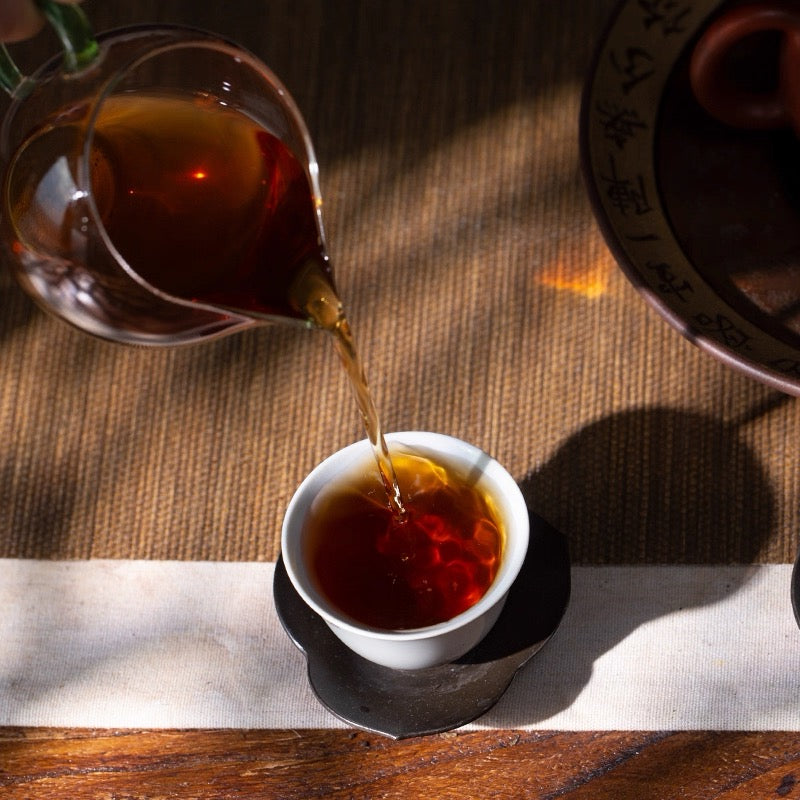 Chinese 20008 Aged Dark Brick Tea Qingzhuan Green Brick Aged Heicha