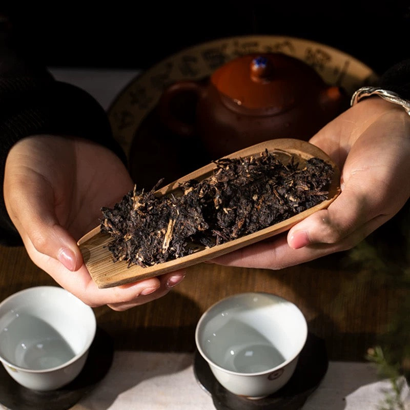 Chinese 20008 Aged Dark Brick Tea Qingzhuan Green Brick Aged Heicha