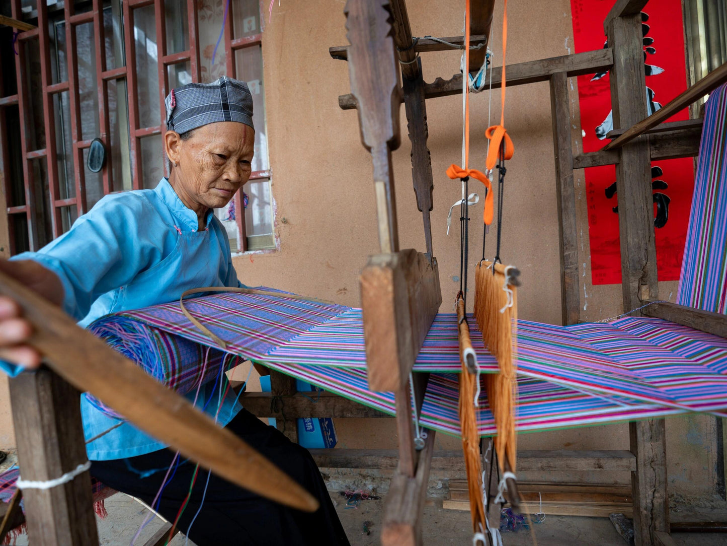High-end Handcrafted Butterfly Field Pattern Chinese Purple White Zhuang Brocade Silk Cloth Scarf Tea Table Cloth