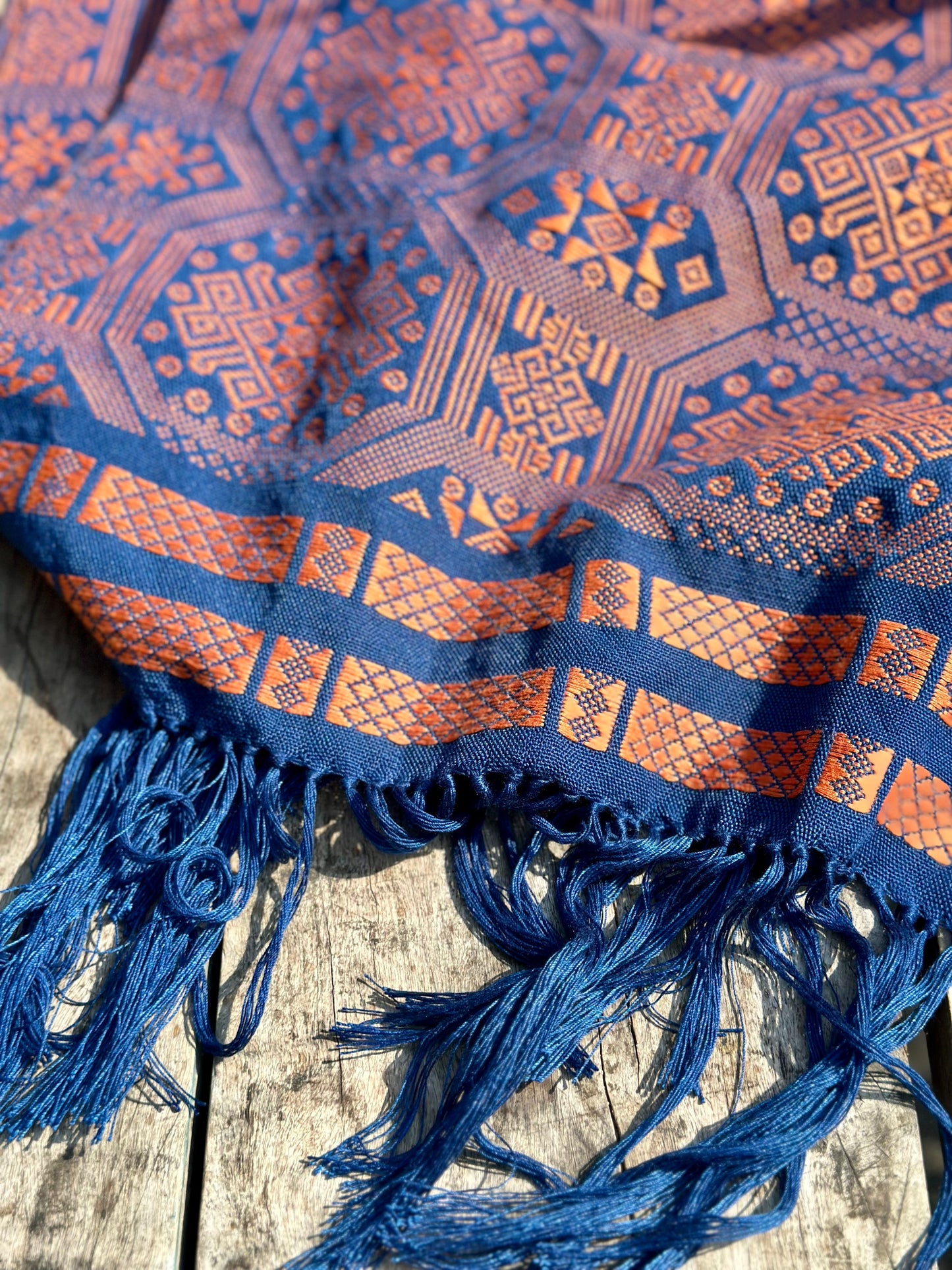 High-end Handcrafted Python Dragon Pattern Chinese Blue Orange Zhuang Brocade Silk Cloth Scarf Tea Table Cloth