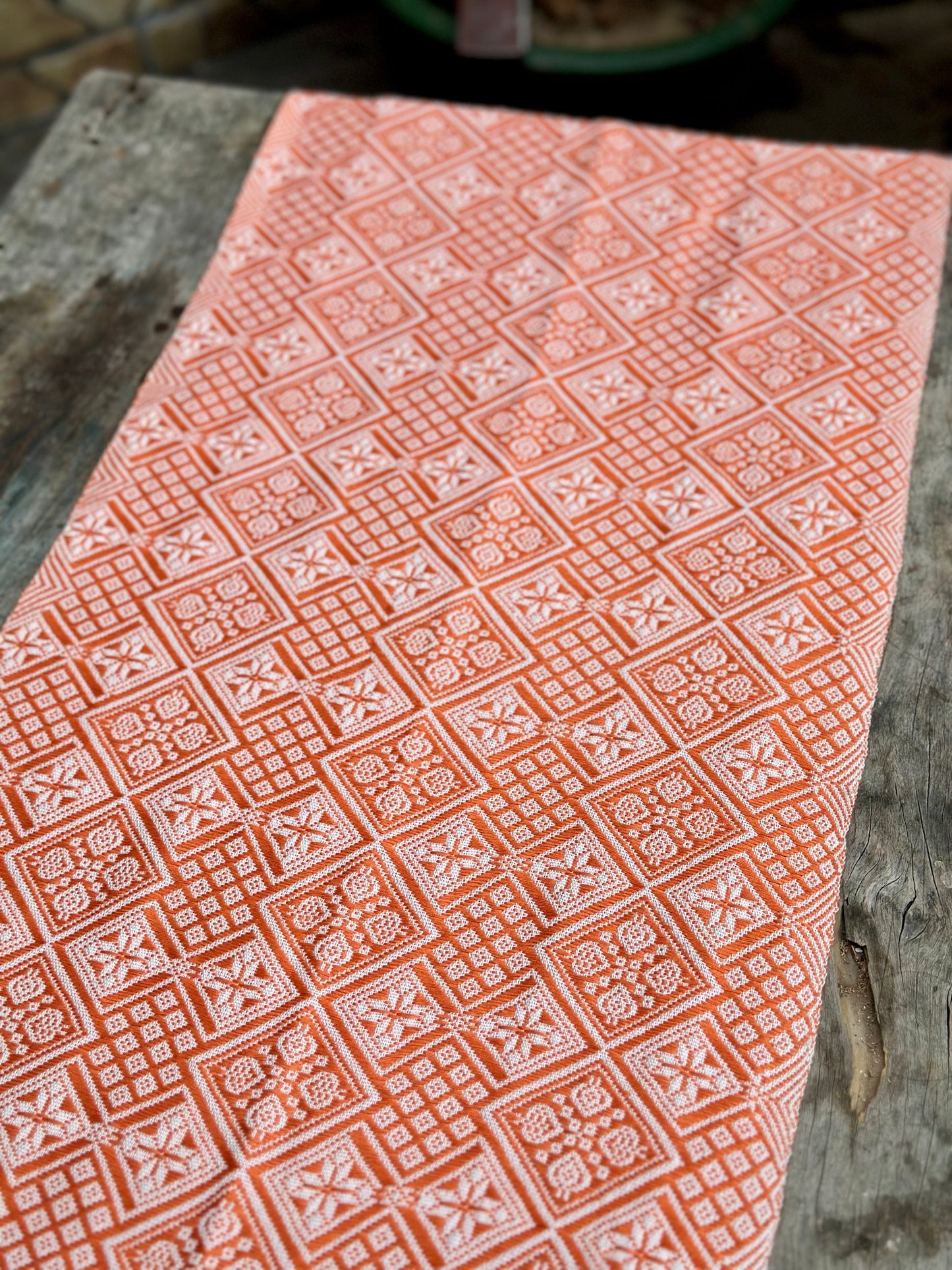 High-end Handcrafted Anise Pattern Chinese Orange White Zhuang Brocade Silk Cloth Scarf Tea Table Cloth