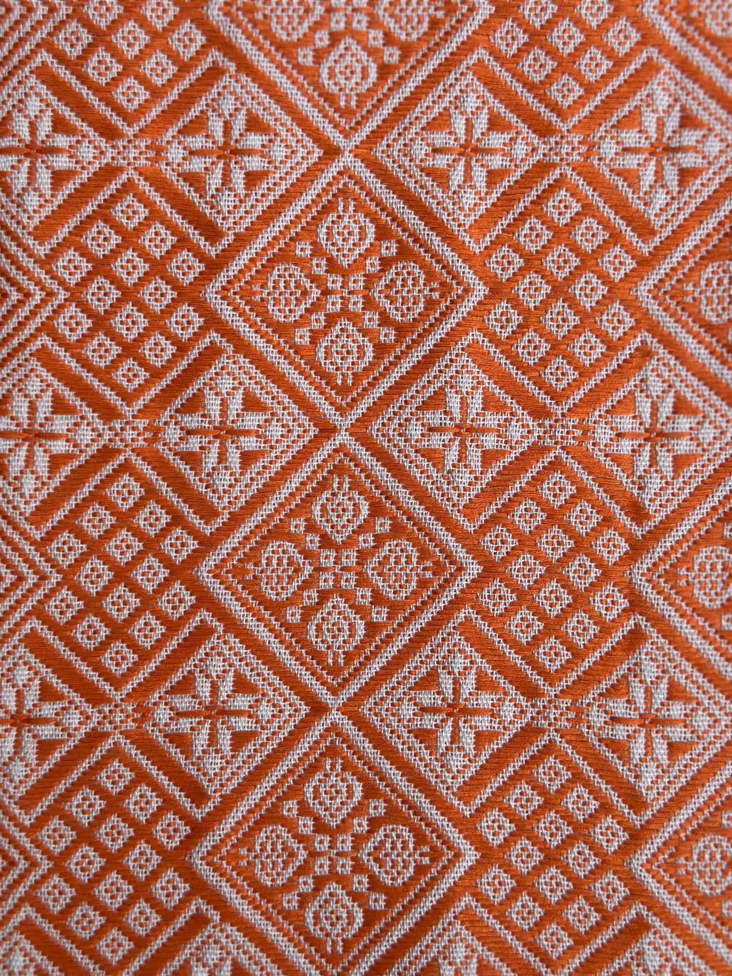 High-end Handcrafted Anise Pattern Chinese Orange White Zhuang Brocade Silk Cloth Scarf Tea Table Cloth