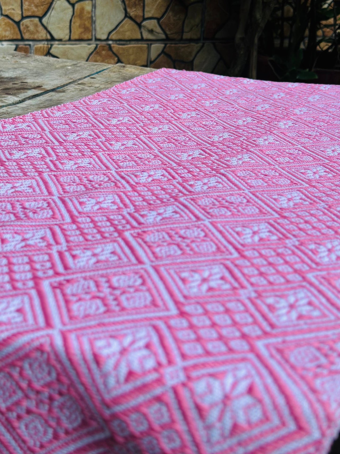 High-end Handcrafted Anise Field Pattern Chinese Pink White Zhuang Brocade Silk Cloth Scarf Tea Table Cloth