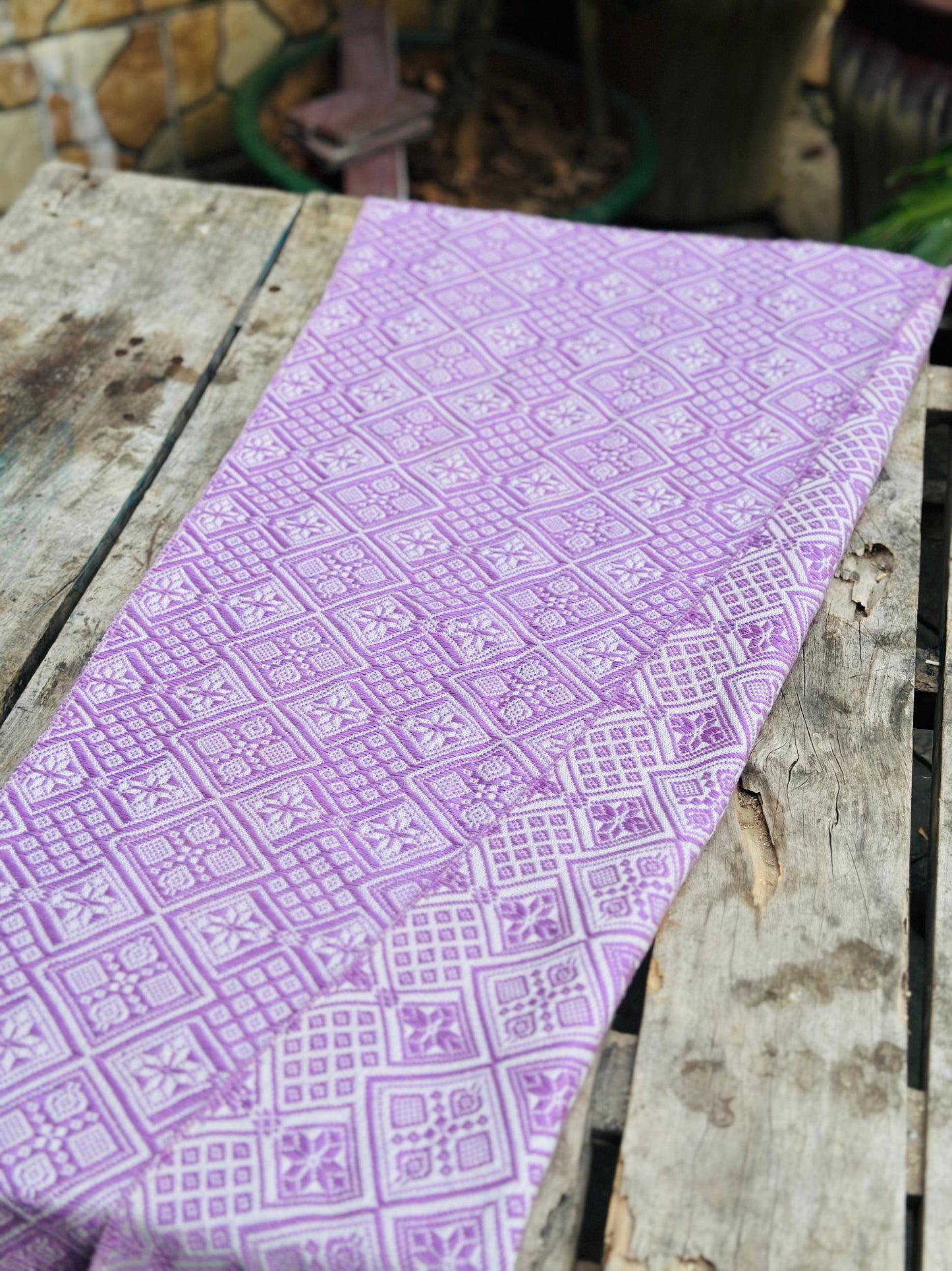 High-end Handcrafted  Pattern Chinese  Pattern Zhuang Brocade Silk Cloth Scarf Tea Table Cloth