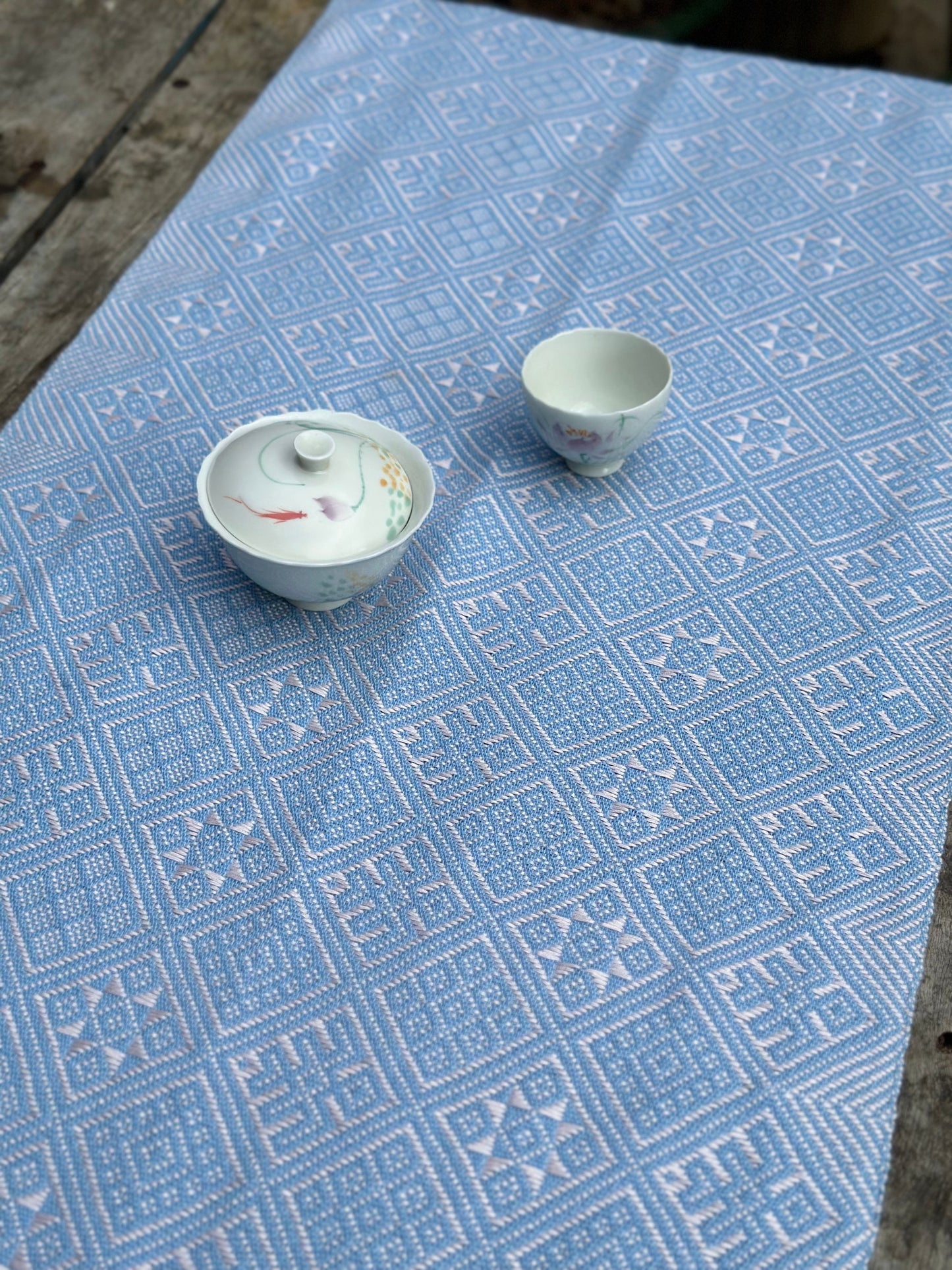 High-end Handcrafted  Swallow Field Anise Pattern Chinese Blue white Zhuang Brocade Silk Cloth Scarf Tea Table Cloth