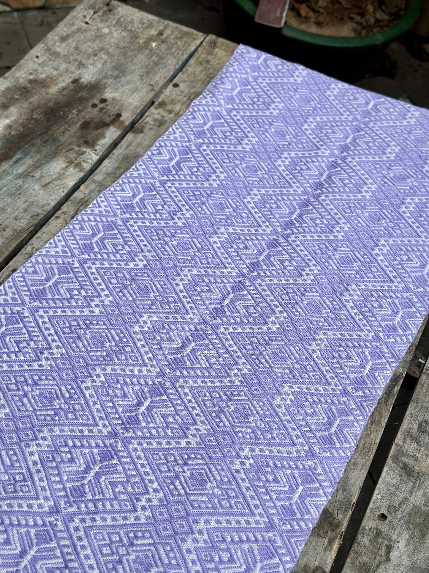 High-end Handcrafted Butterfly Field Pattern Chinese Purple White Zhuang Brocade Silk Cloth Scarf Tea Table Cloth