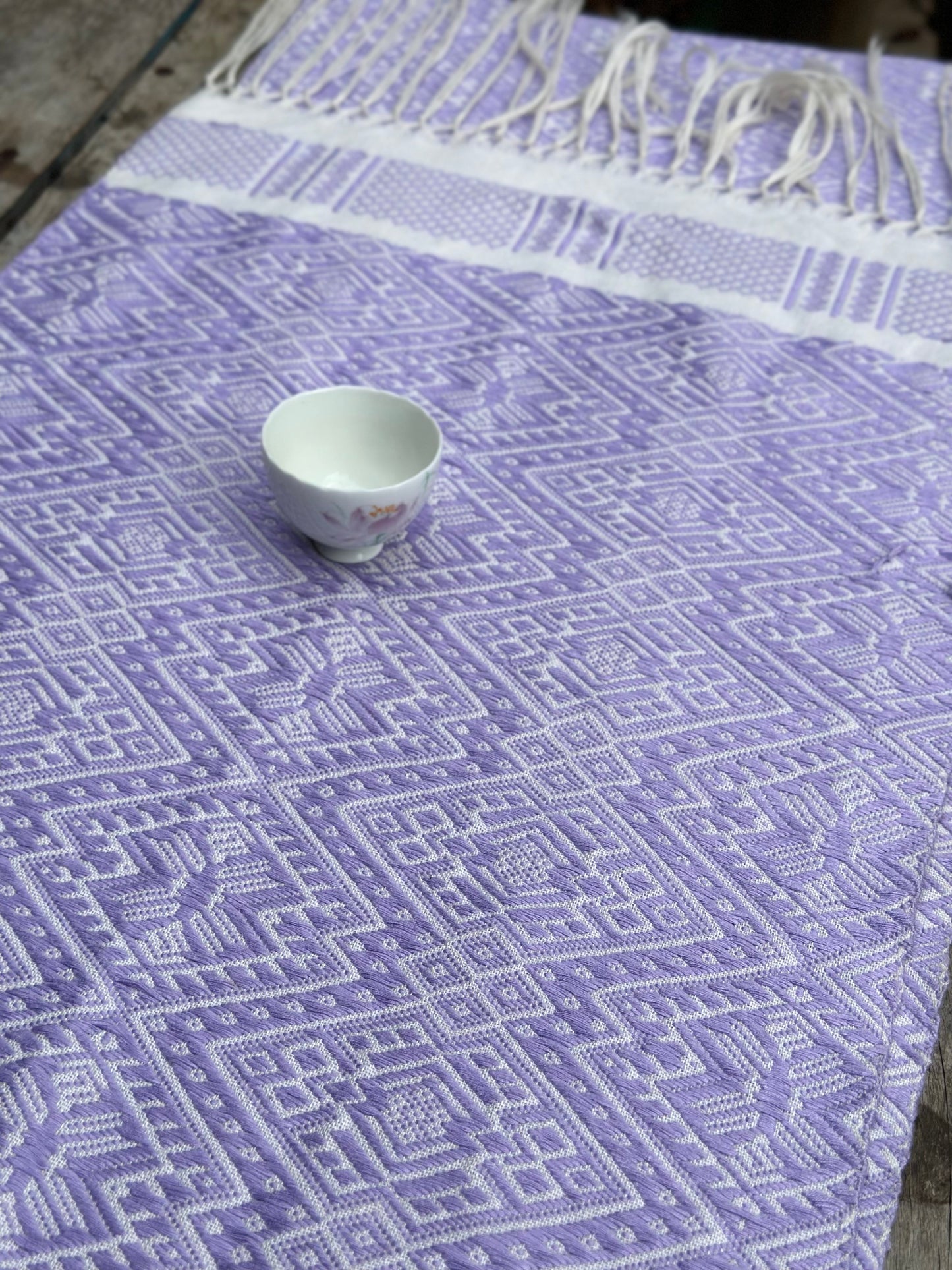 High-end Handcrafted Butterfly Field Pattern Chinese Purple White Zhuang Brocade Silk Cloth Scarf Tea Table Cloth