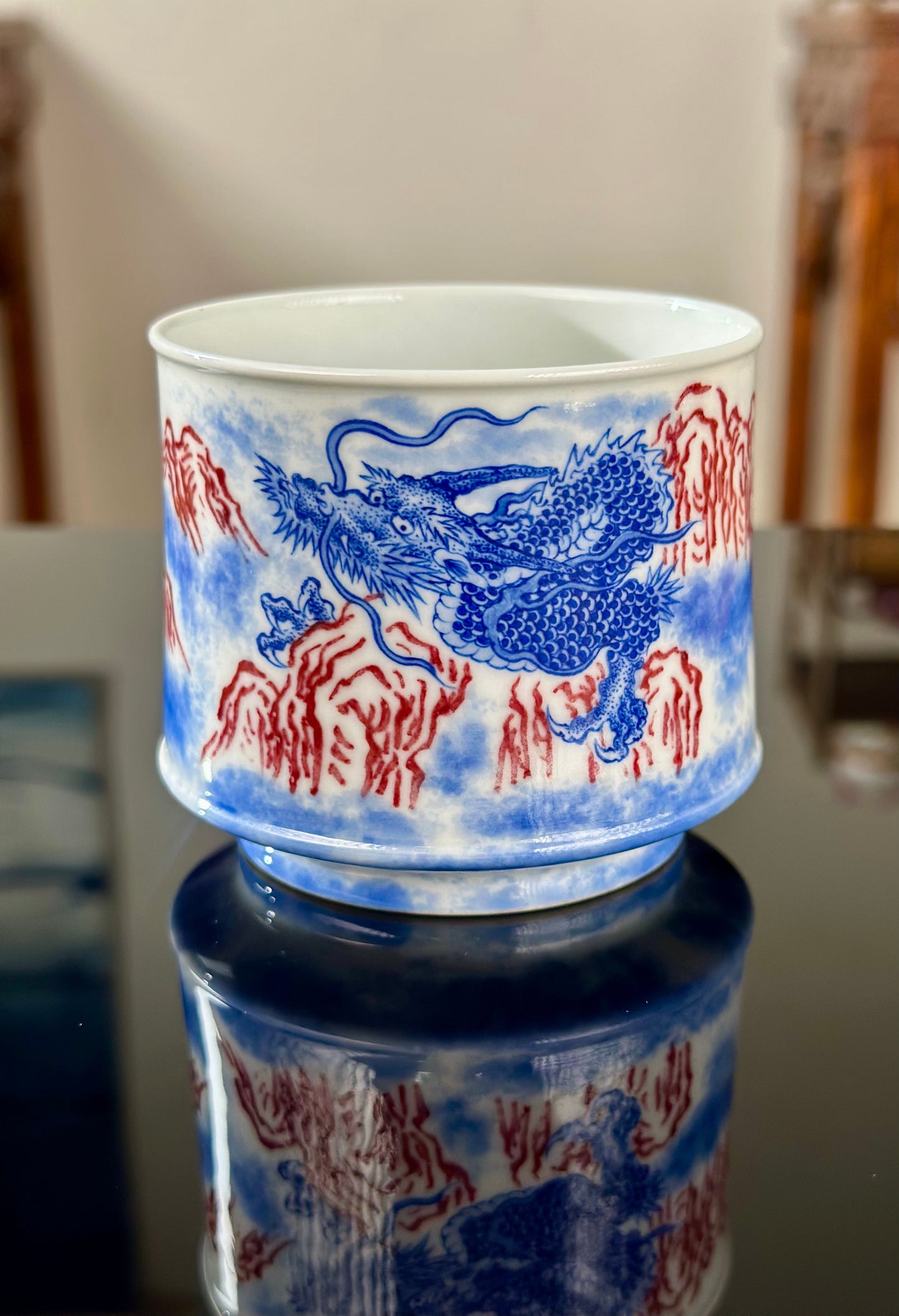 Handpainted Chinese Blue and White Underglaze Red Youlihong Porcelain Jingdezhen Traditional Dragon Pattern Teacup