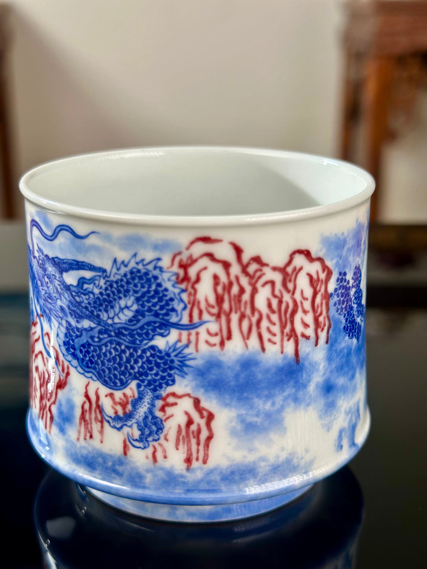Handpainted Chinese Blue and White Underglaze Red Youlihong Porcelain Jingdezhen Traditional Dragon Pattern Teacup