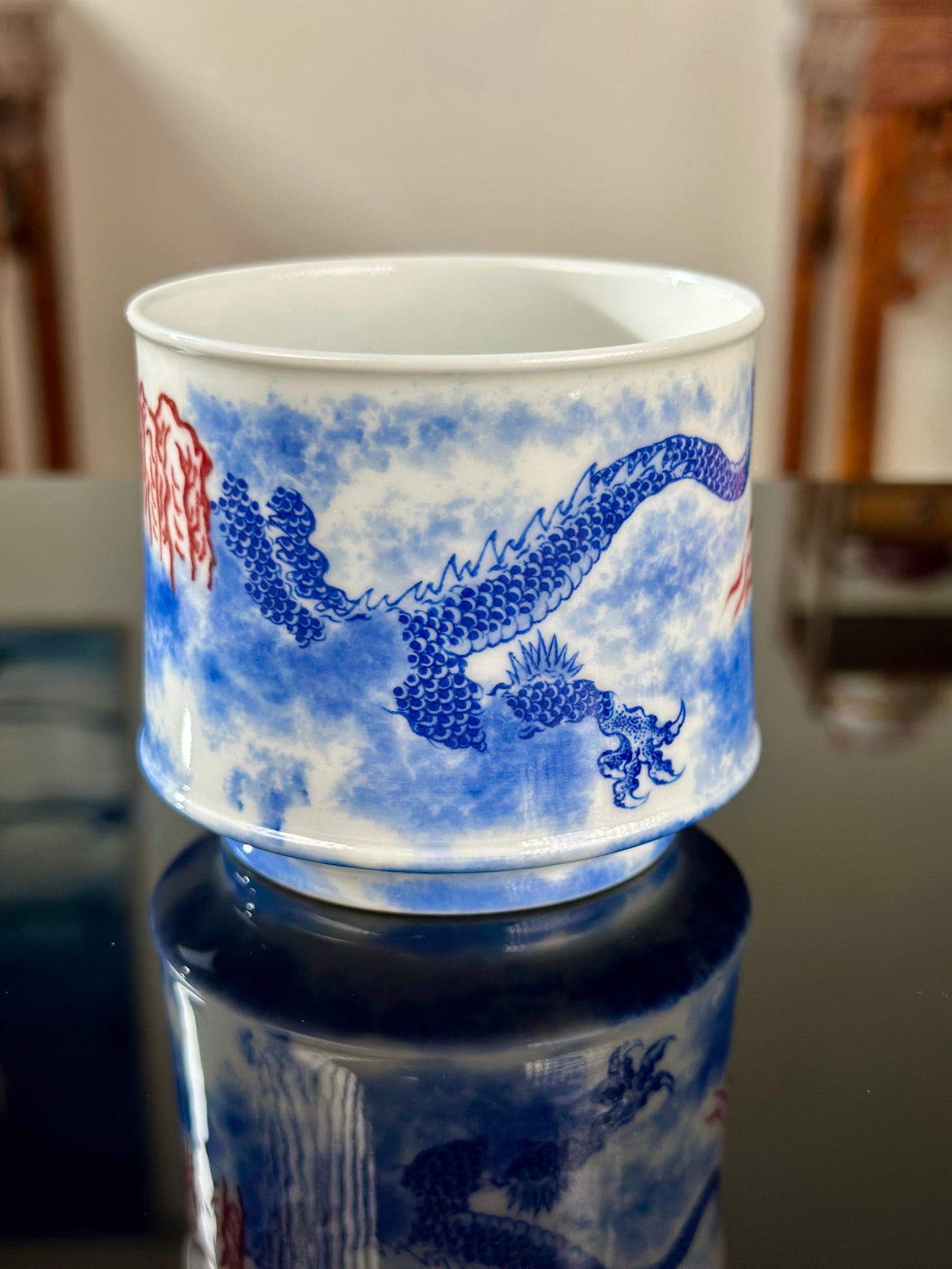Handpainted Chinese Blue and White Underglaze Red Youlihong Porcelain Jingdezhen Traditional Dragon Pattern Teacup