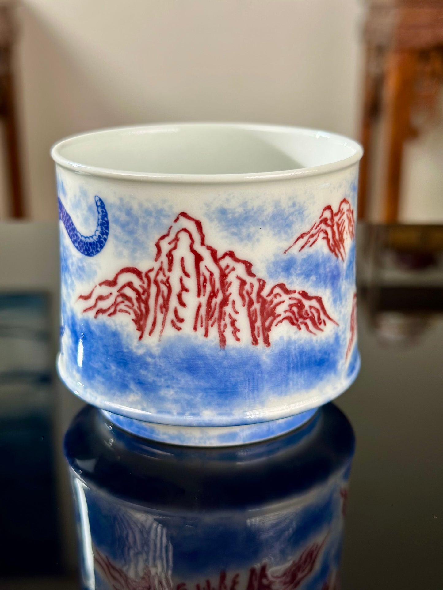 Handpainted Chinese Blue and White Underglaze Red Youlihong Porcelain Jingdezhen Traditional Dragon Pattern Teacup