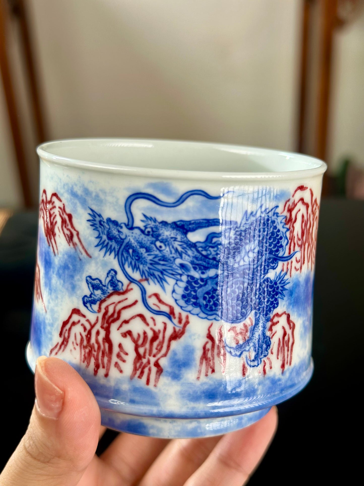 Handpainted Chinese Blue and White Underglaze Red Youlihong Porcelain Jingdezhen Traditional Dragon Pattern Teacup