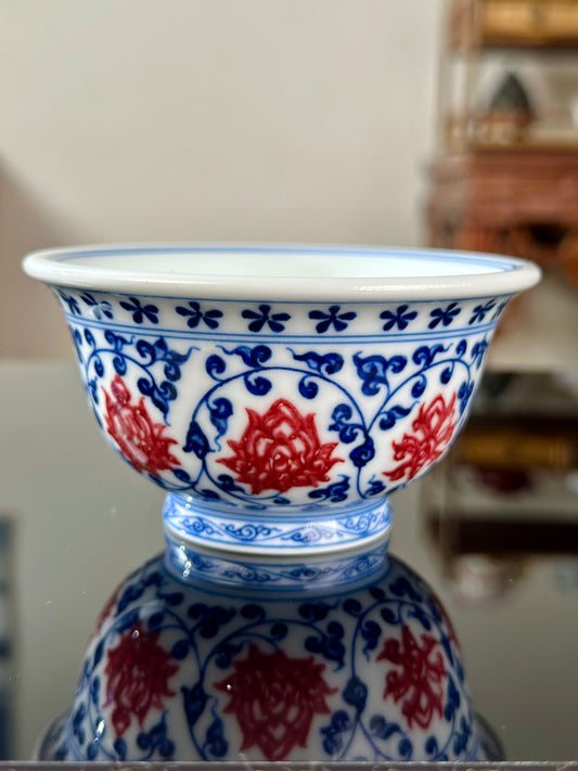Handpainted Chinese Traditional Lotus and Twined Stem Pattern Blue and White Underglaze Red Youlihong Porcelain Jingdezhen