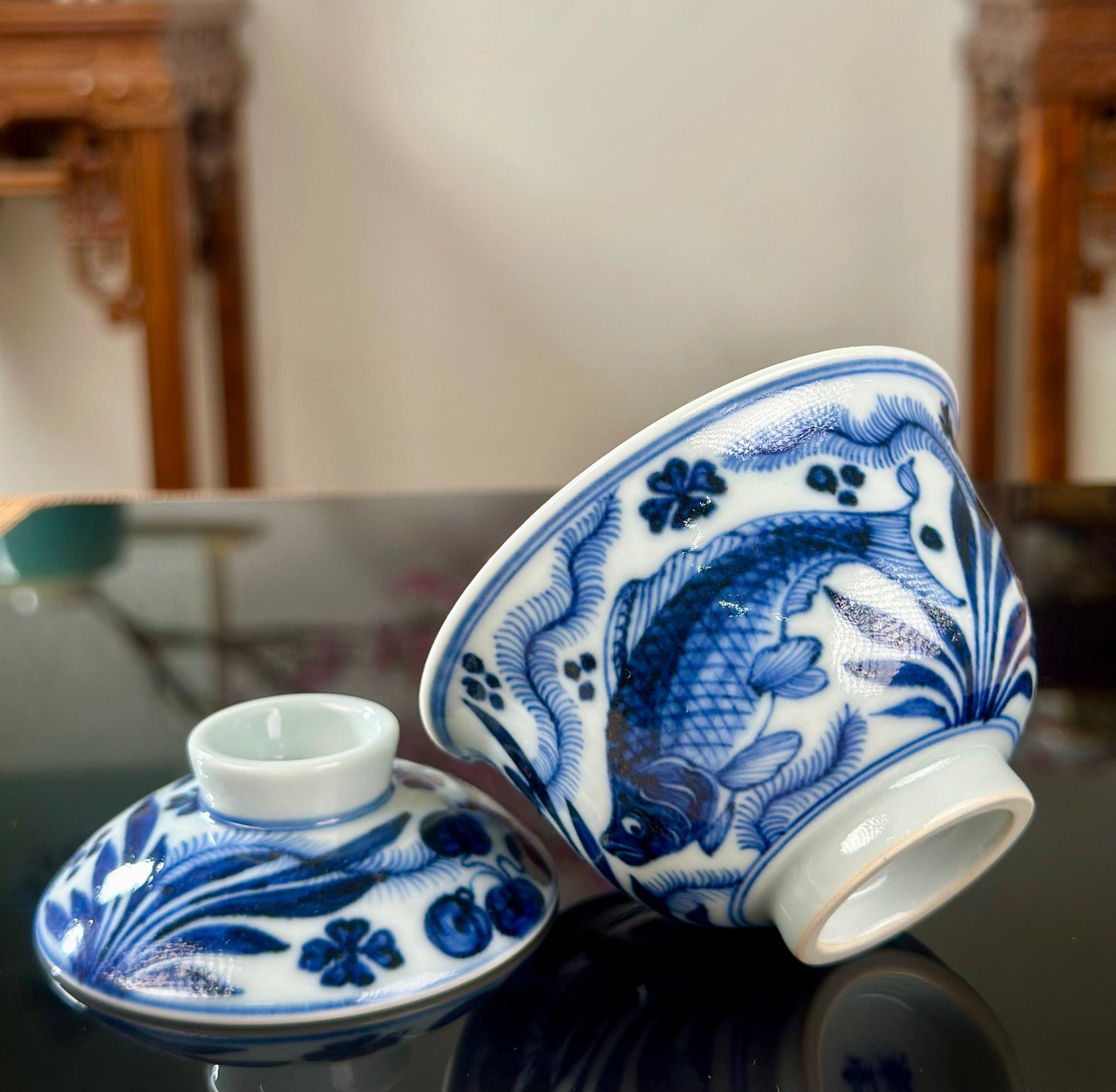 Handpainted Chinese Traditional Fish and Alga Pattern Blue White Porcelain Teapot Jingdezhen Gaiwan