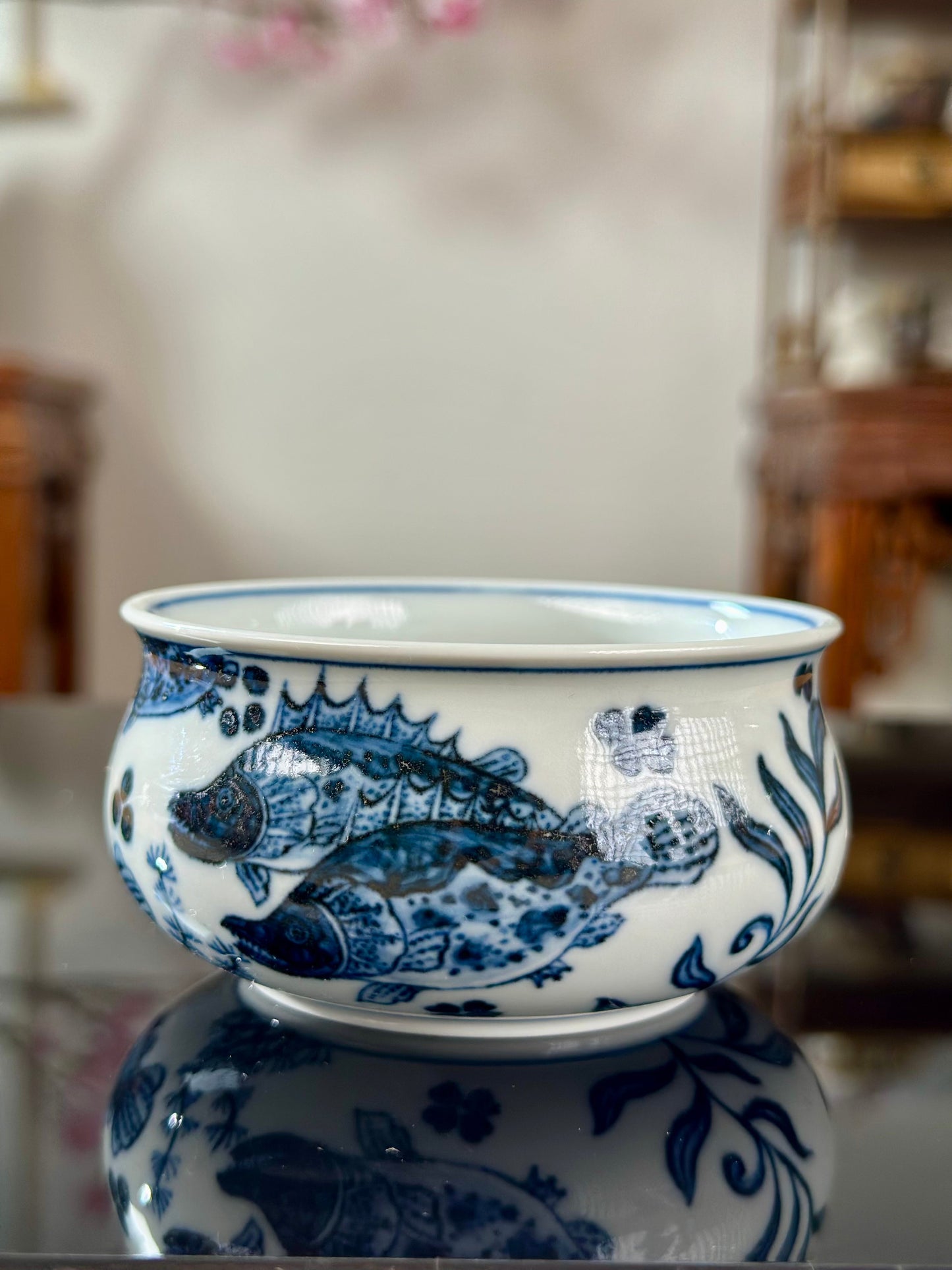 Handpainted Chinese Traditional Fish Imitating Yuan Dynasty Style Blue White Porcelain Teapot Jingdezhen Gaiwan