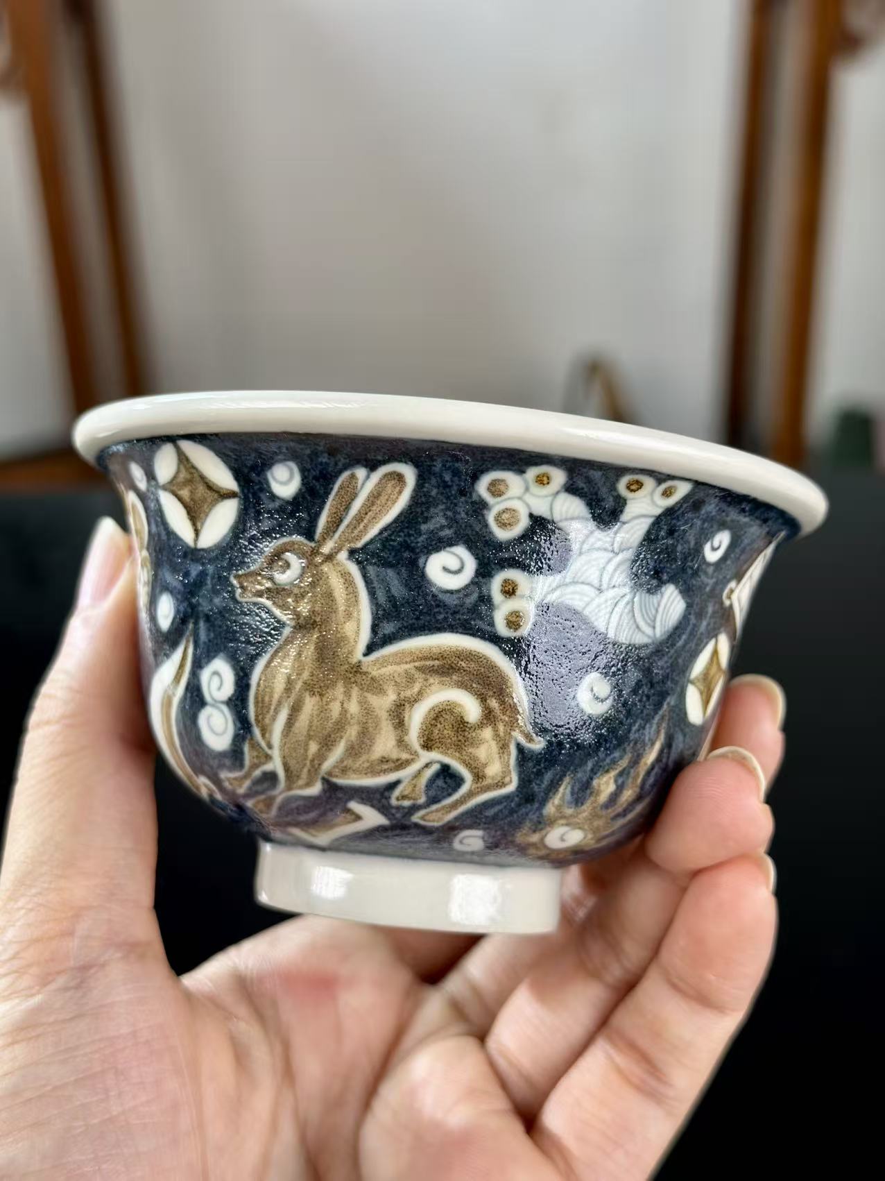 Handpainted Chinese Luxious Blue White Porcelain Underglaze Gold Youlijin Classic Varied Treasure Rabbit Pattern Artwork Gaiwan Teapot