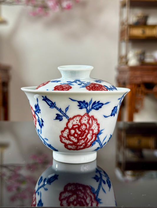 Hand Painted Chinese Landscape Blue and White Porcelain Underglaze Red Porecelain Teacup Jingdezhen Master Ceramic Artwork