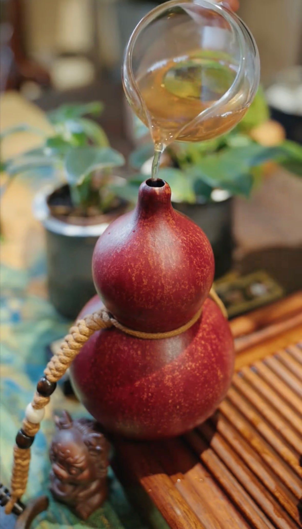 Hand dyed Woody Green Chinese Fengshui Ornament Lacquerware Hulu Natural Gourd Water Tea Container Classical Home Decor